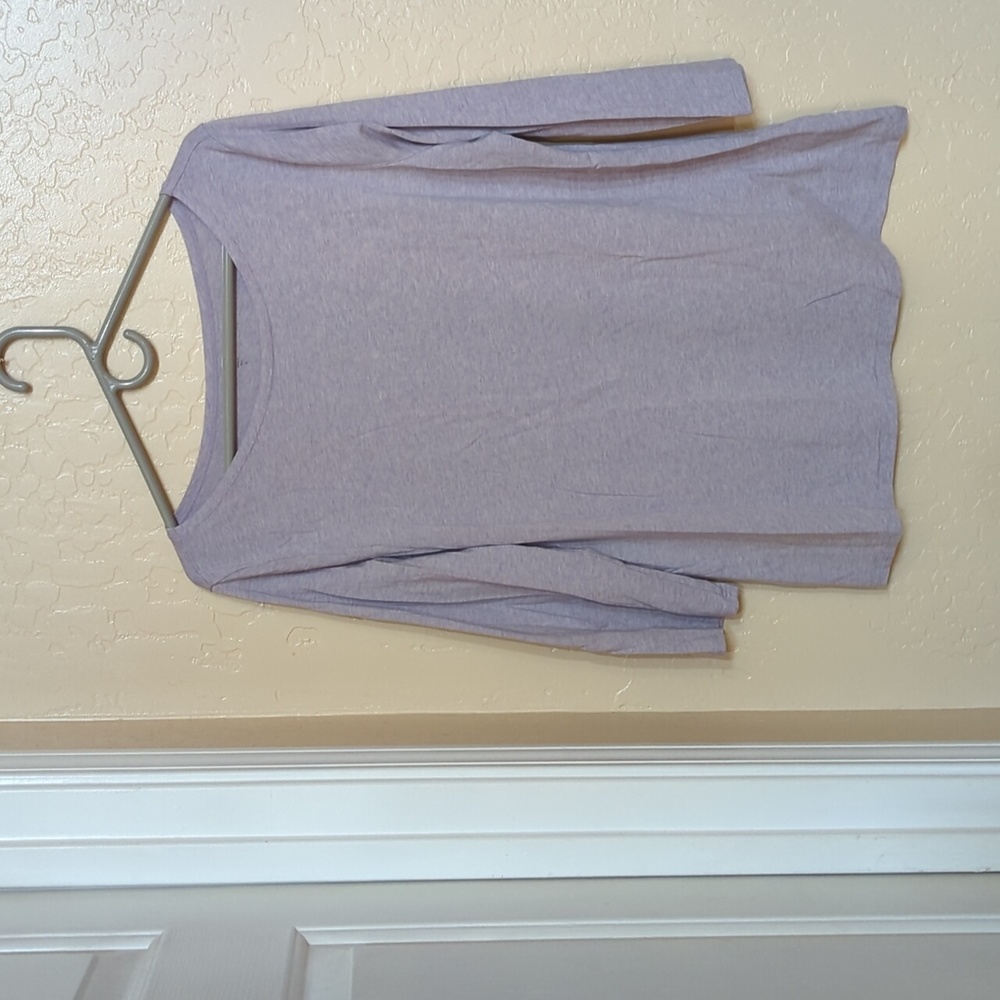 Women's tops